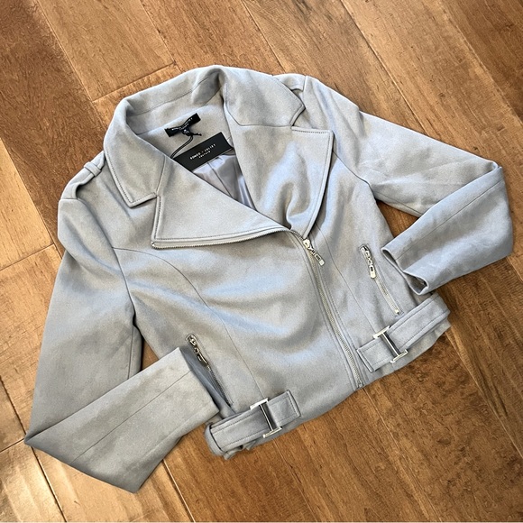 NWT Romeo & Juliet Couture Light Grey Suede Moto Jacket - Size M - Picture 1 of 11
